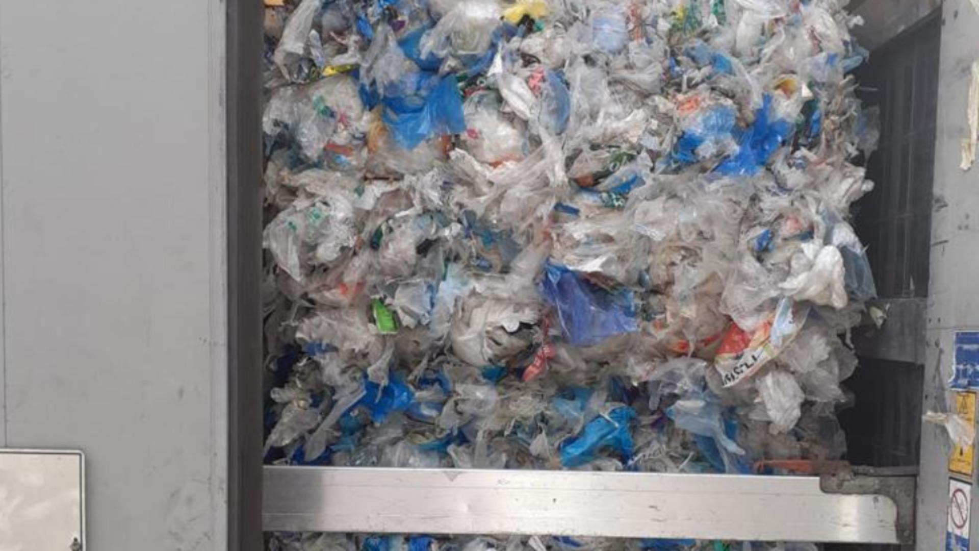 Ministrul Mediului: România nu va deveni groapa de gunoi a Europei - Peste 3.000 de tone de deșeuri oprite la graniță, în 2022