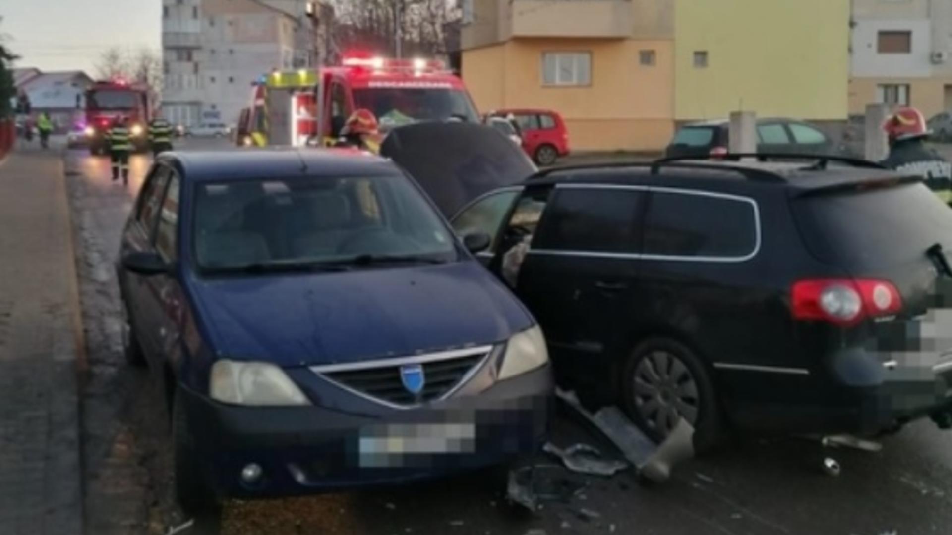 Carambol cu 3 mașini în Iași