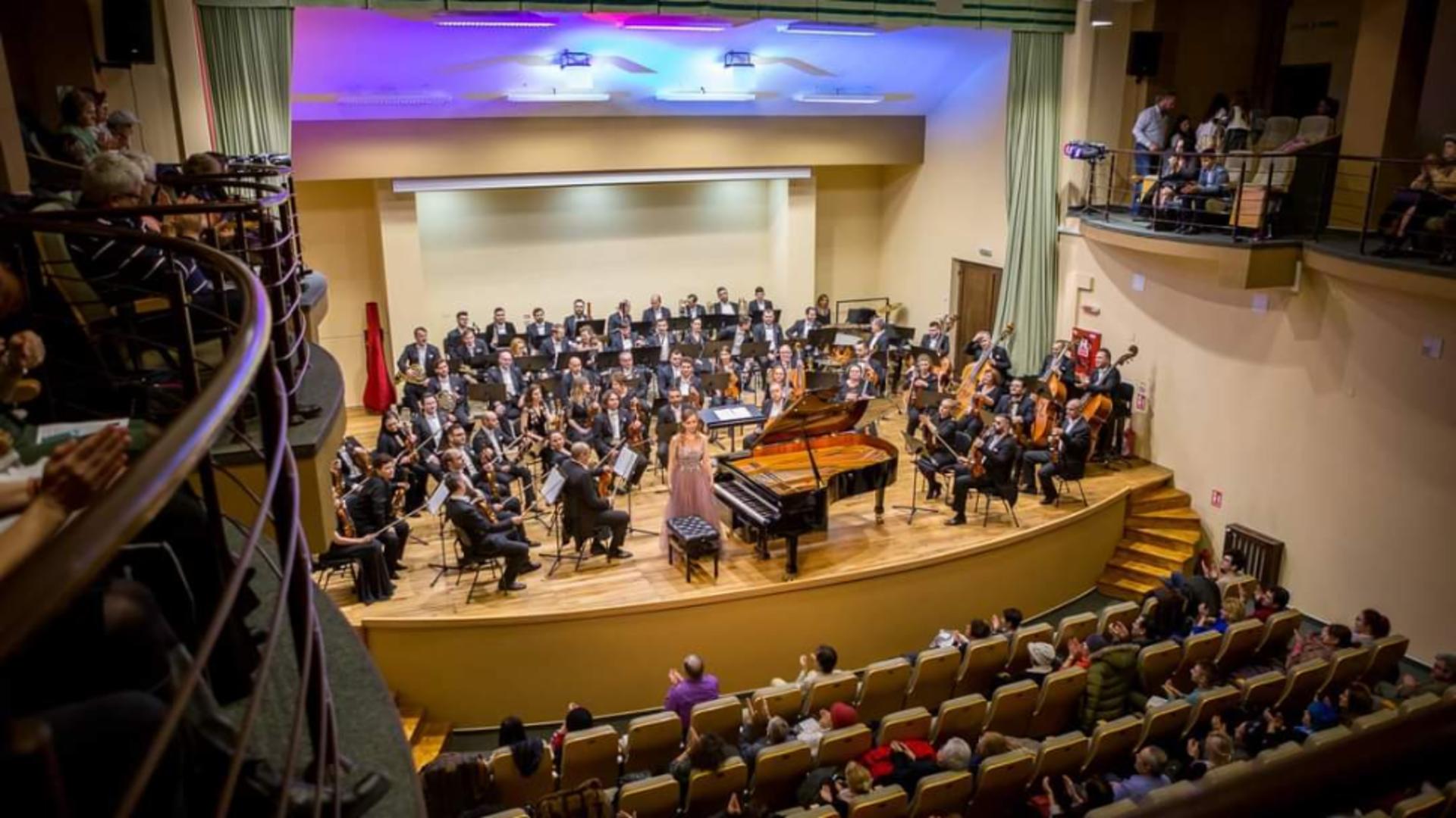 Filarmonica Pitești lansează o platformă pentru transmiterea online a evenimentelor: Concertul Extraordinar de Anul Nou, prima apariție