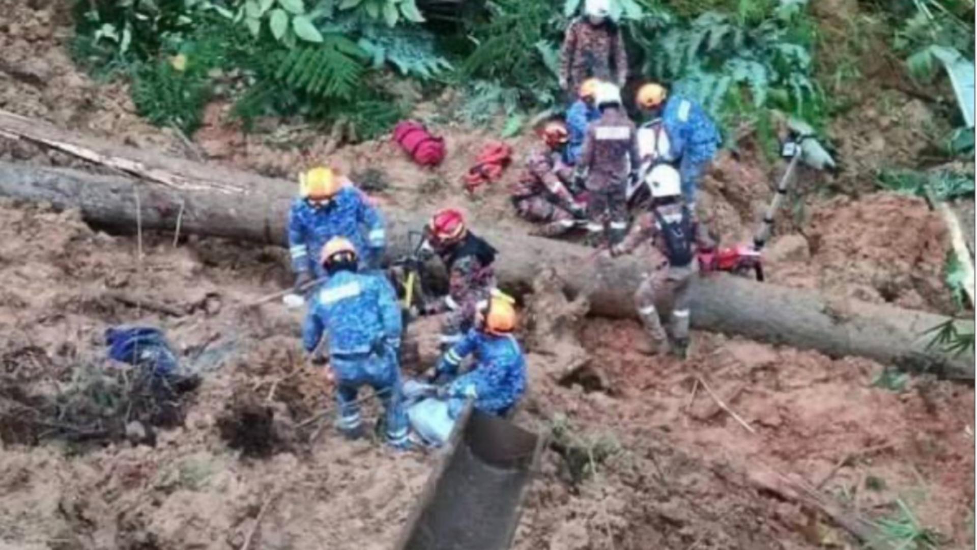 Alunecare teren Malaezia/ Foto: Twitter premier Anwar Ibrahim