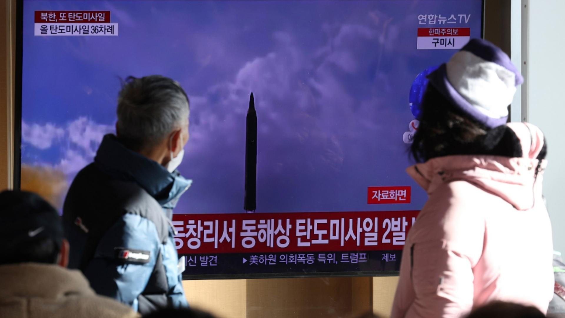 Kim Jong face „show” cu rachete balistice. Foto/Profimedia