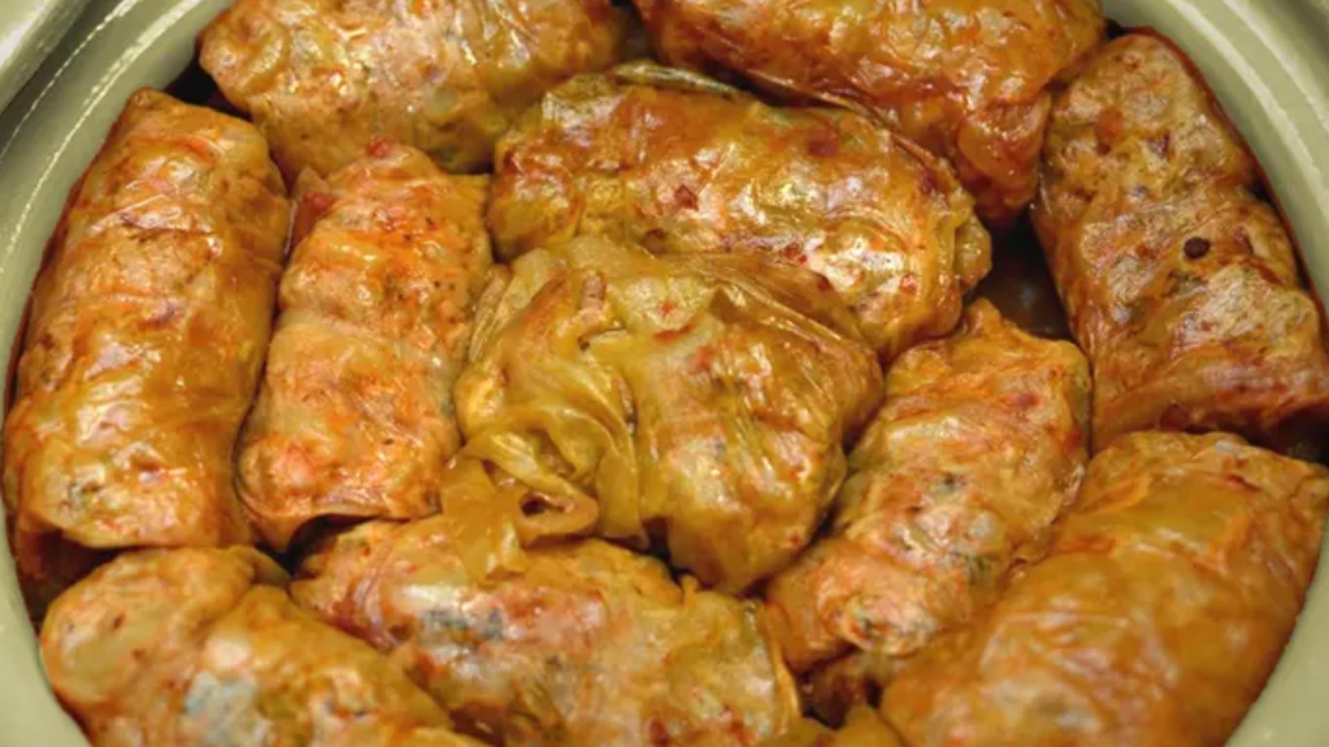 Sarmale de porc - rețeta tradițională cu un ingredient special