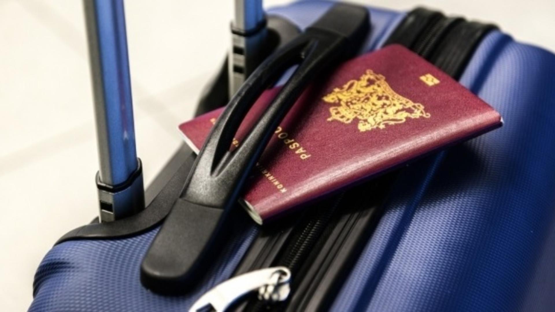 Modificări la regimul pașapoartelor. Schimbări importante pentru cei care doresc să primească documentul prin POȘTĂ