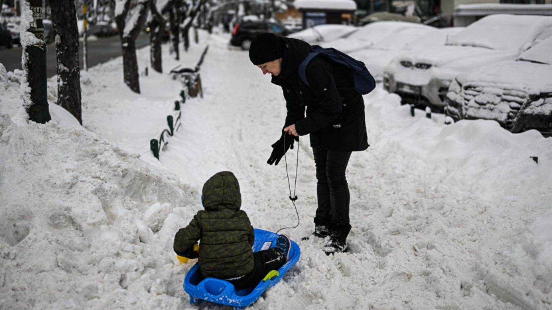 Răcire bruscă a vremii - 3 zile de iarnă grea, în România / Foto: Profi Media