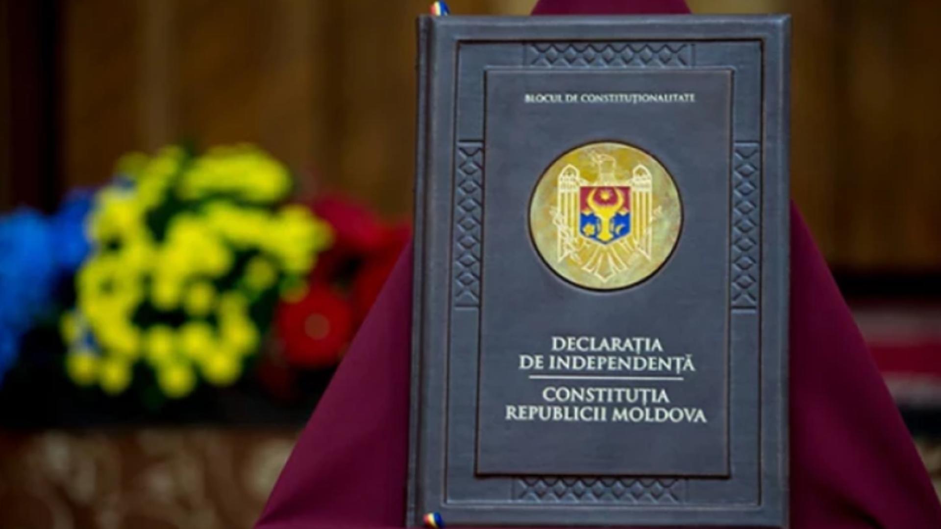 Decizie de ultimă oră la Chișinău: Sintagma „limba moldovenească” va fi înlocuită cu „limba română” în Constituţia Republicii Moldova