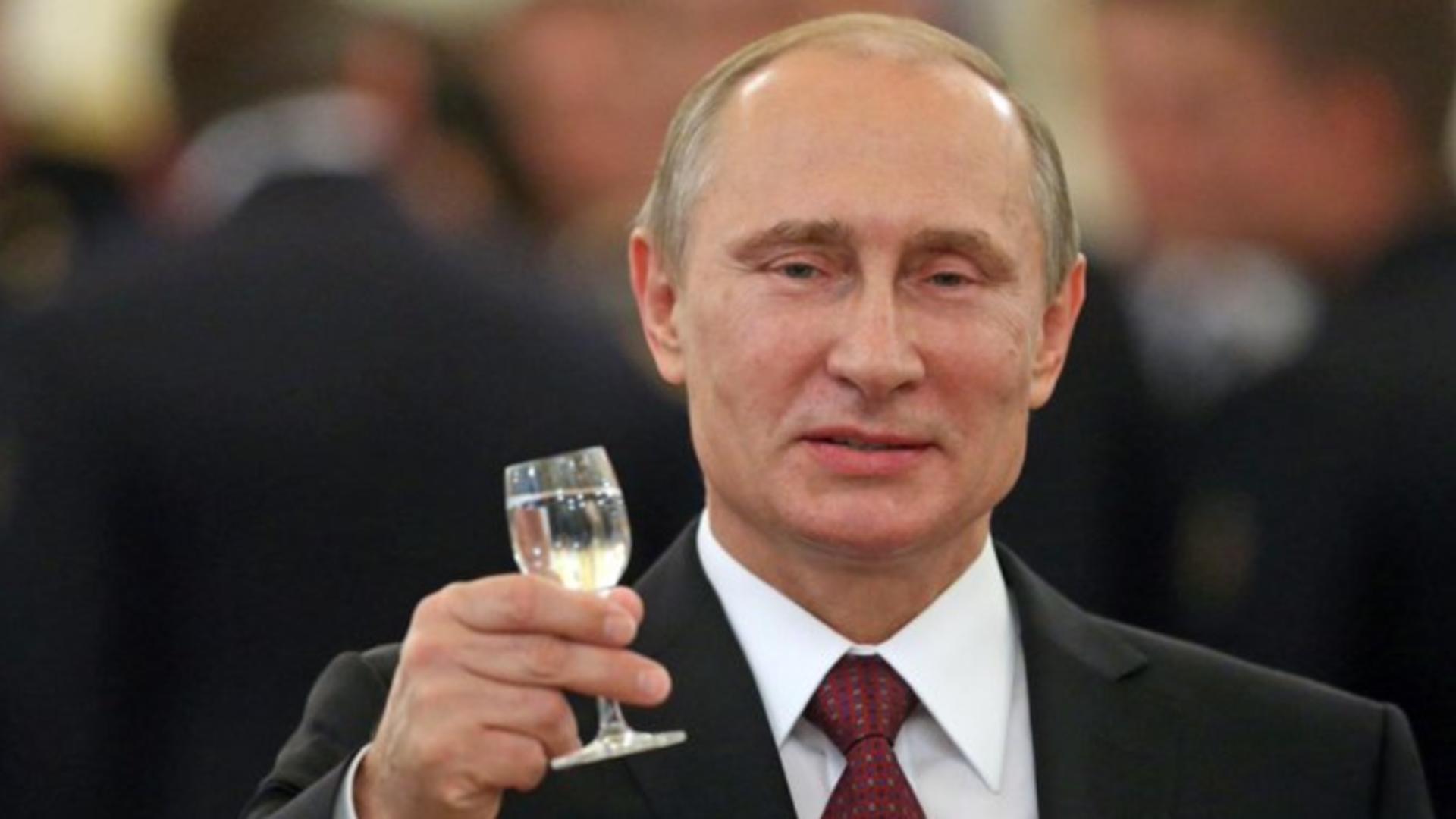 Nouă moarte inexplicabilă în Rusia. Un magnat al petrolului și fost spion, găsit fără suflare în casă - Legătura cu Putin 