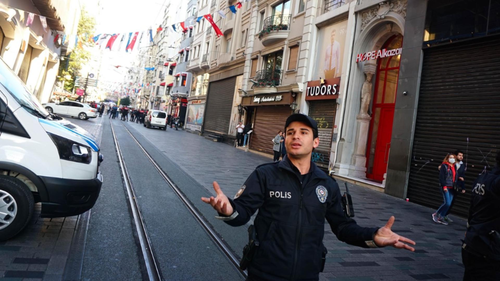 Polițist turc la Istanbul (Profimedia)