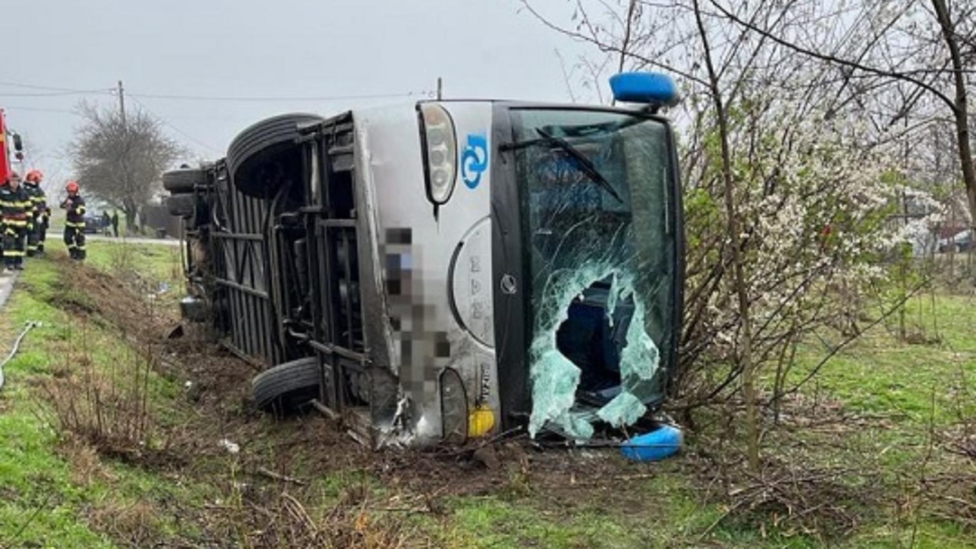 Accident grav de autocar în Ialomița: sunt afectate 40 de persoane - Imaginile dezastrului - FOTO&VIDEO