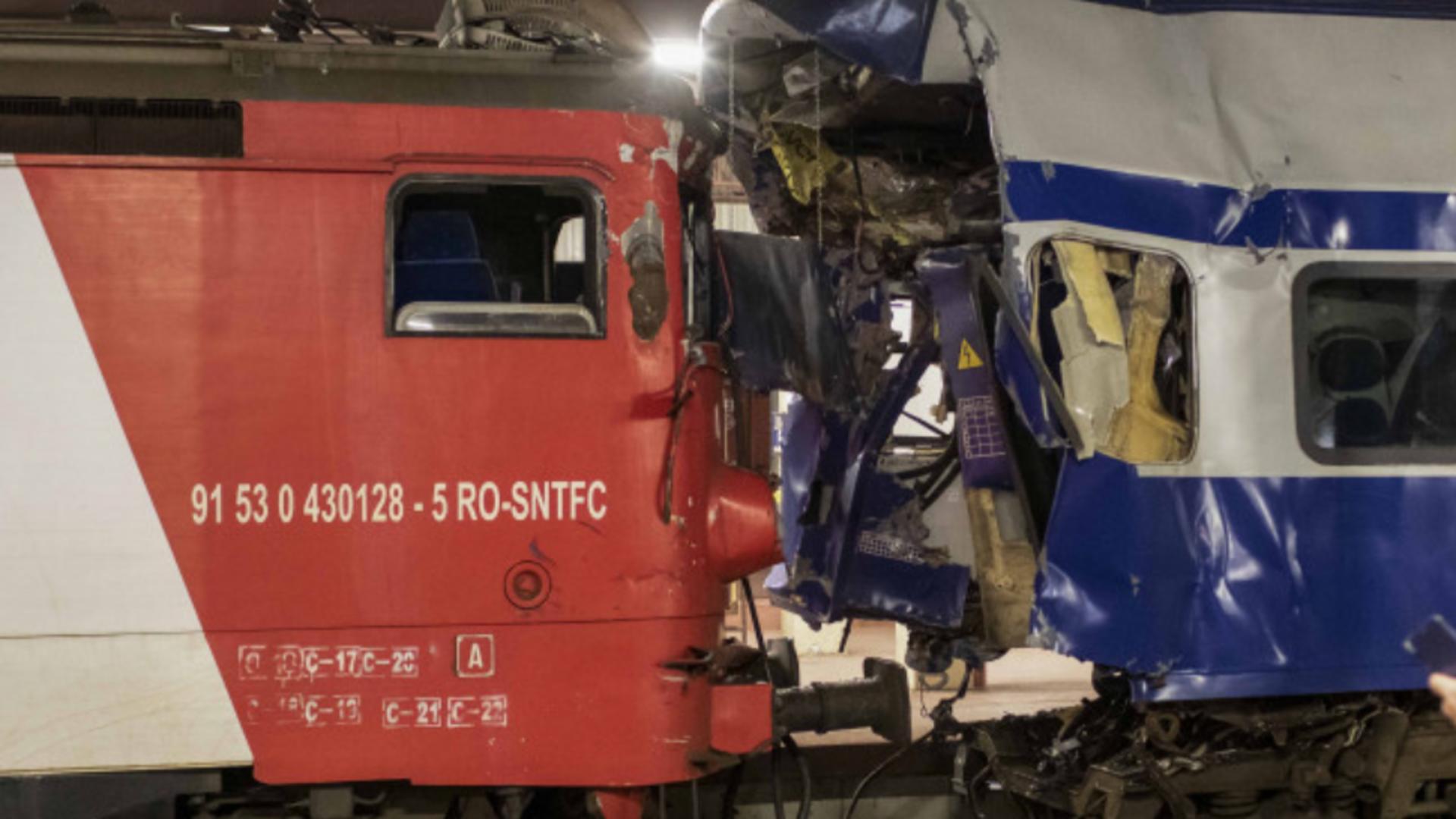 Tragedia din Gara Galați: Detalii incredibile - De ce locomotiva a intrat cu viteză în vagon Foto: INQUAM / Ovidiu Iordachi 