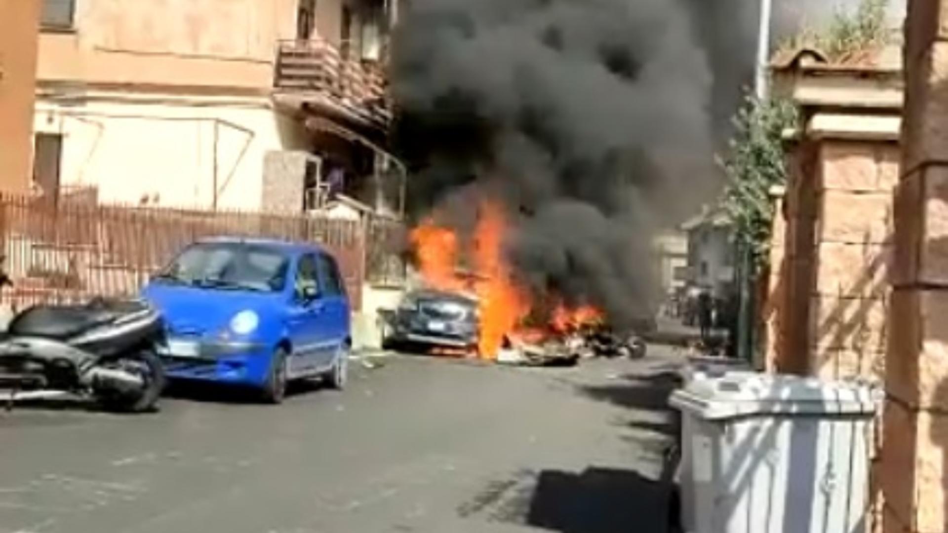 Incident aviatic: două avioane militare s-au ciocnit în aer și s-au prăbușit, în Roma