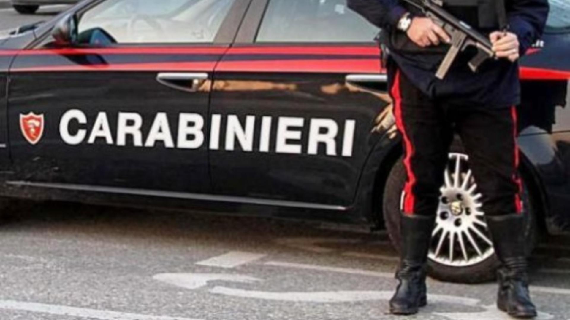 Român executat în stil mafiot, în Italia. Bărbatul, împușcat în fața blocului