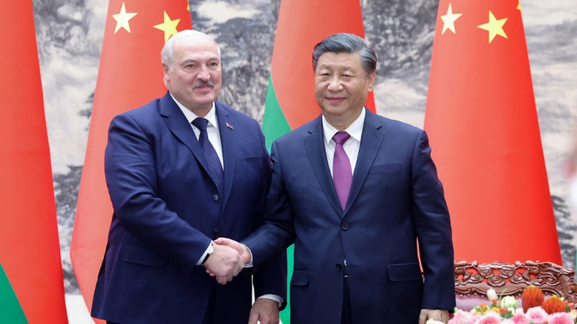 Xi Jinping şi Aleksandr Lukaşenko/ Profimedia