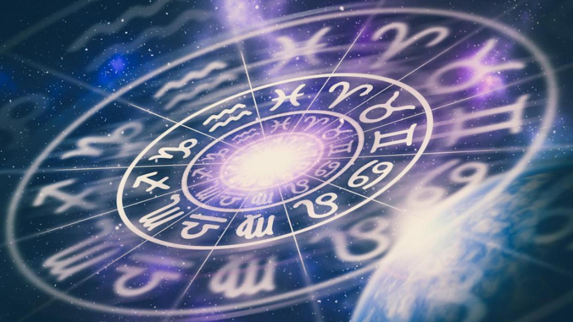Horoscopul de weekend 7-9 aprilie. Atenție, relațiile sunt la ordinea zilei - Pasiuni și răsturnări de situație pentru zodiile de aer