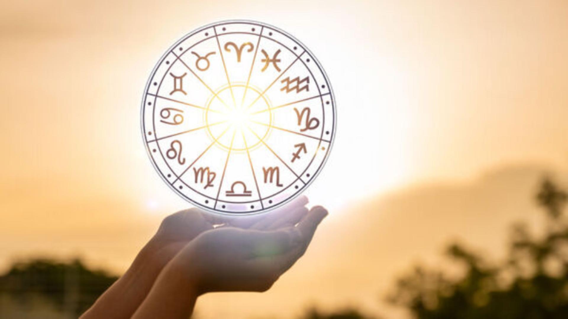 Horoscopul zilei, joi 20 aprilie 2023. Ce zodii vor trăi intens azi și ce zodii vor lua o pauză