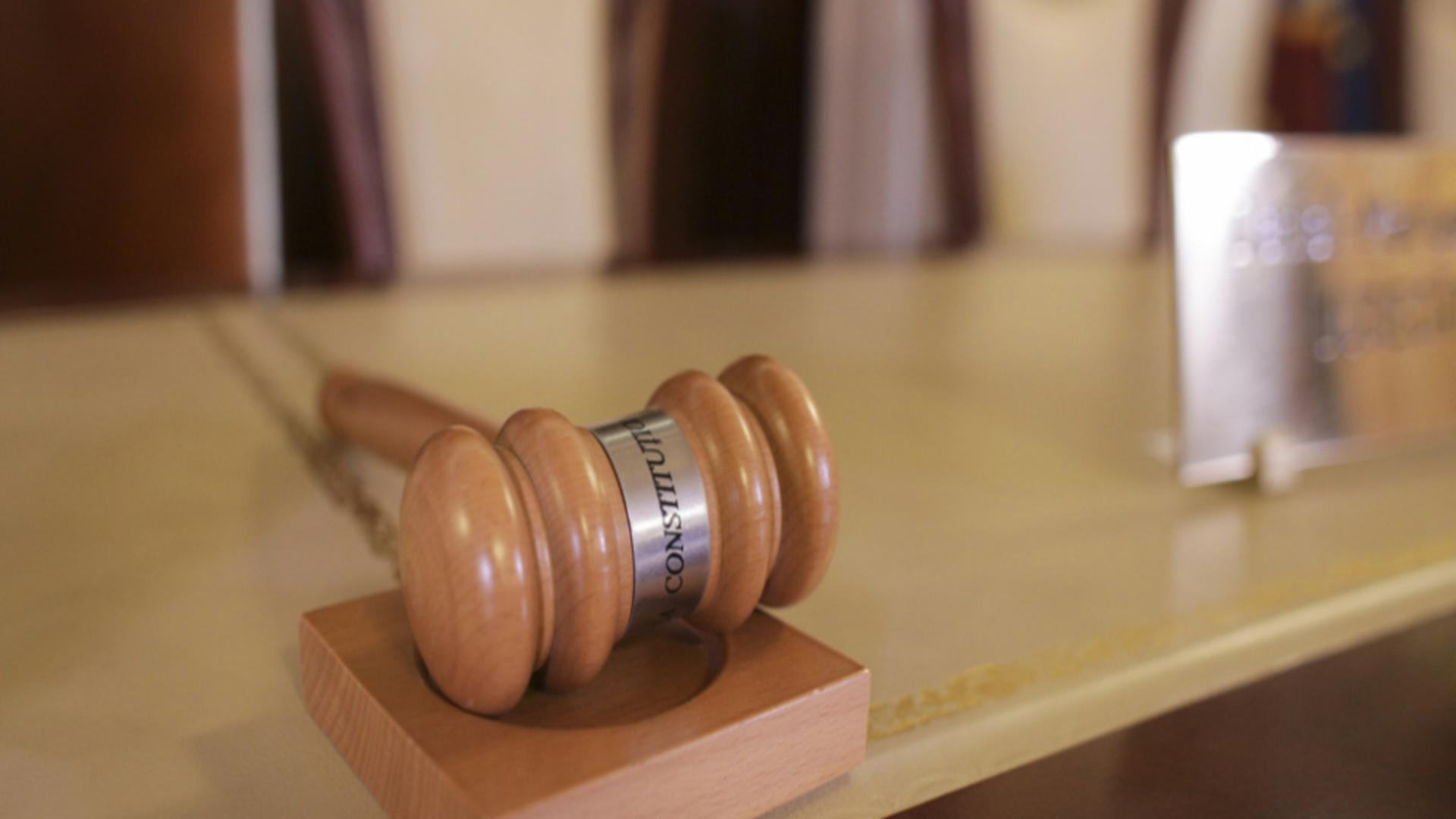 Încă o serie de judecători pleacă din sistem - DECRETELE semnate de președintele Iohannis