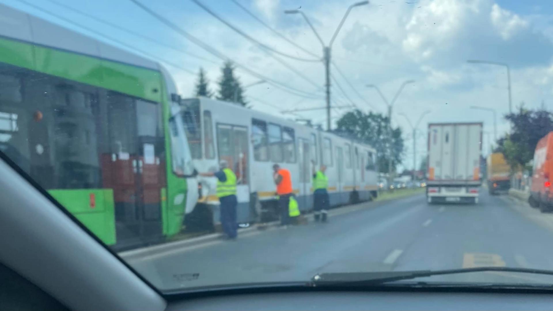 Tramvaie ciocnite pe șoseaua Giurgiului/ Foto: Facebook Info Trafic Bucuresti si Ilfov