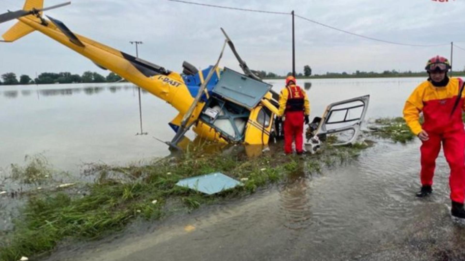 Tragedie în Italia, acoperită de ape: Un elicopter s-a prăbușit în timpul unei misiuni de salvare - 4 victime - VIDEO
