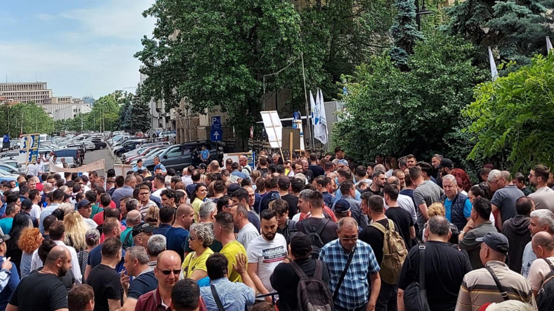 Sindicaliștii de la metroul bucureștean, PROTEST, astăzi, la Transporturi - Ce îi cer urgent lui Sorin Grindeanu