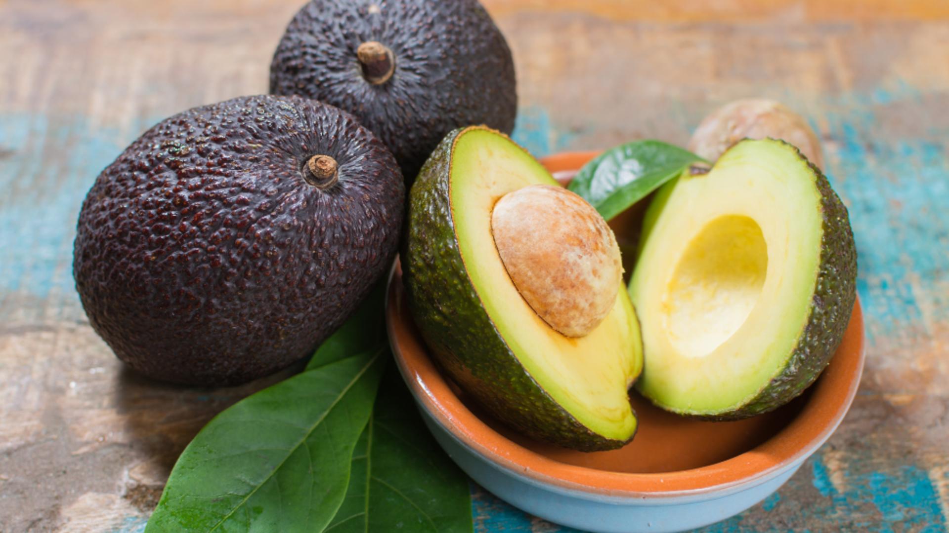 Ce se întâmplă când mănânci avocado în fiecare zi - Cele 5 efecte miraculoase ale fructului plin de grăsimi