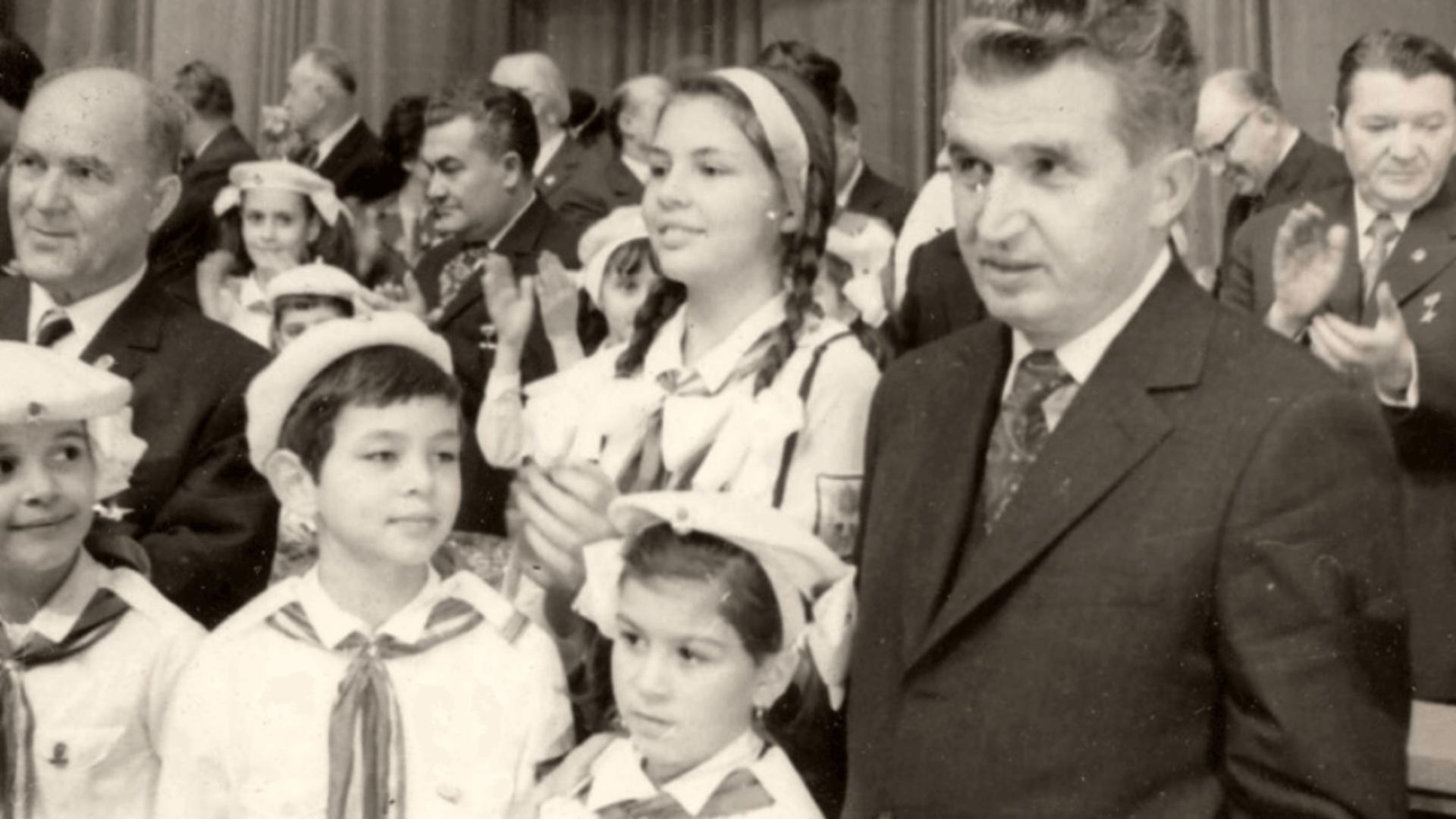 Școala lui Ceaușescu ajunge AZIL de bătrâni - Cei din Scornicești sunt revoltați, vor MUZEU - Ce note avea fostul dictator