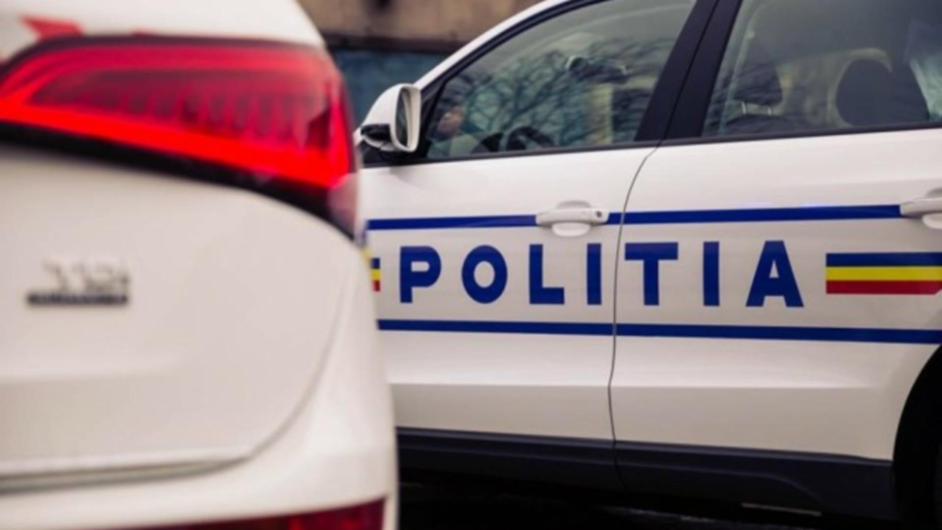 Un poliţist se afla în maşină lângă şoferul austriac care circula cu numere false şi sub influenţa substanţelor interzise, în Arad – Video