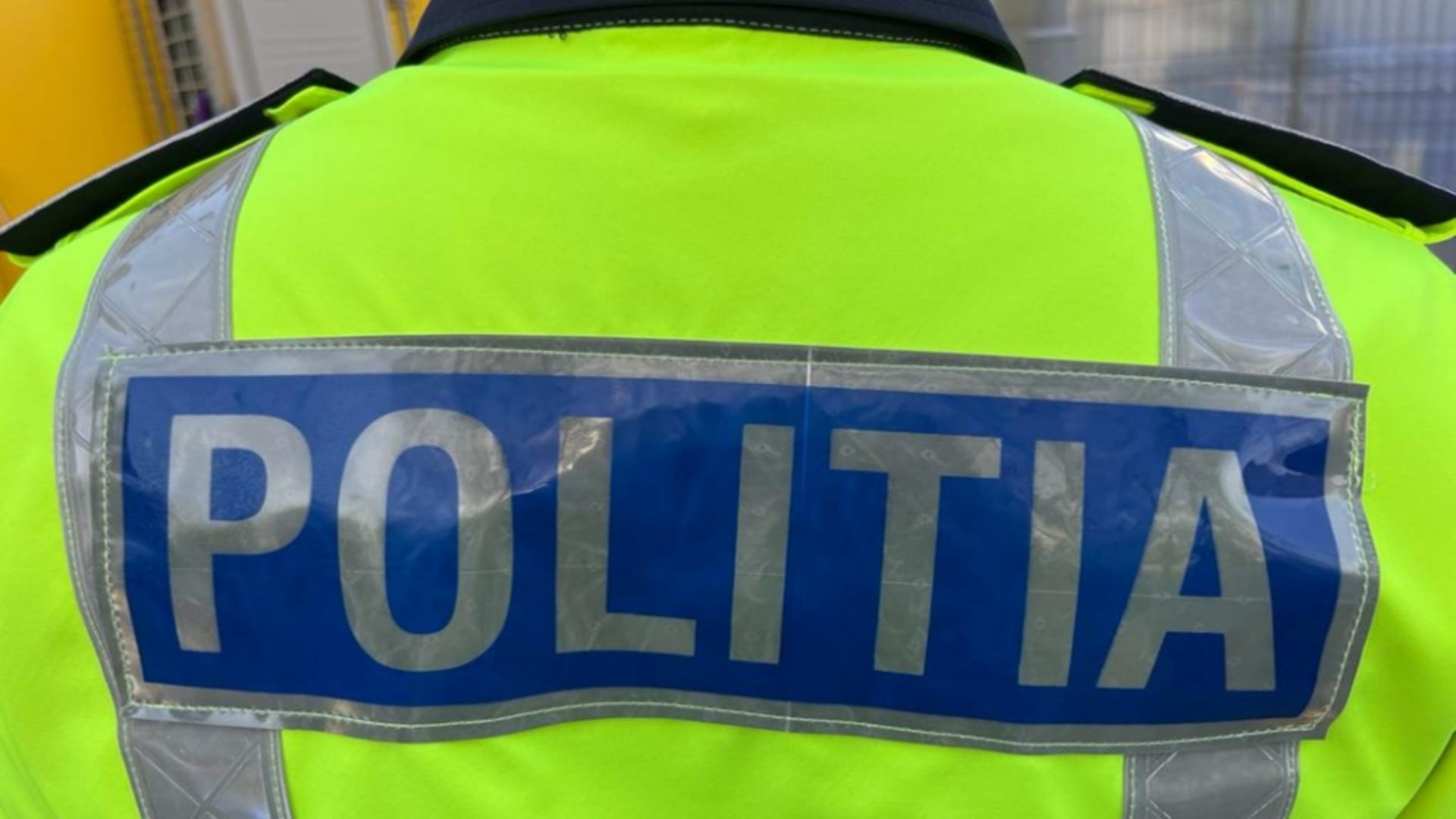 Poliţist din Slatina, bătut de mai mulţi tineri pentru că a intervenit într-un conflict. Bătăușii s-au ales cu dosar penal