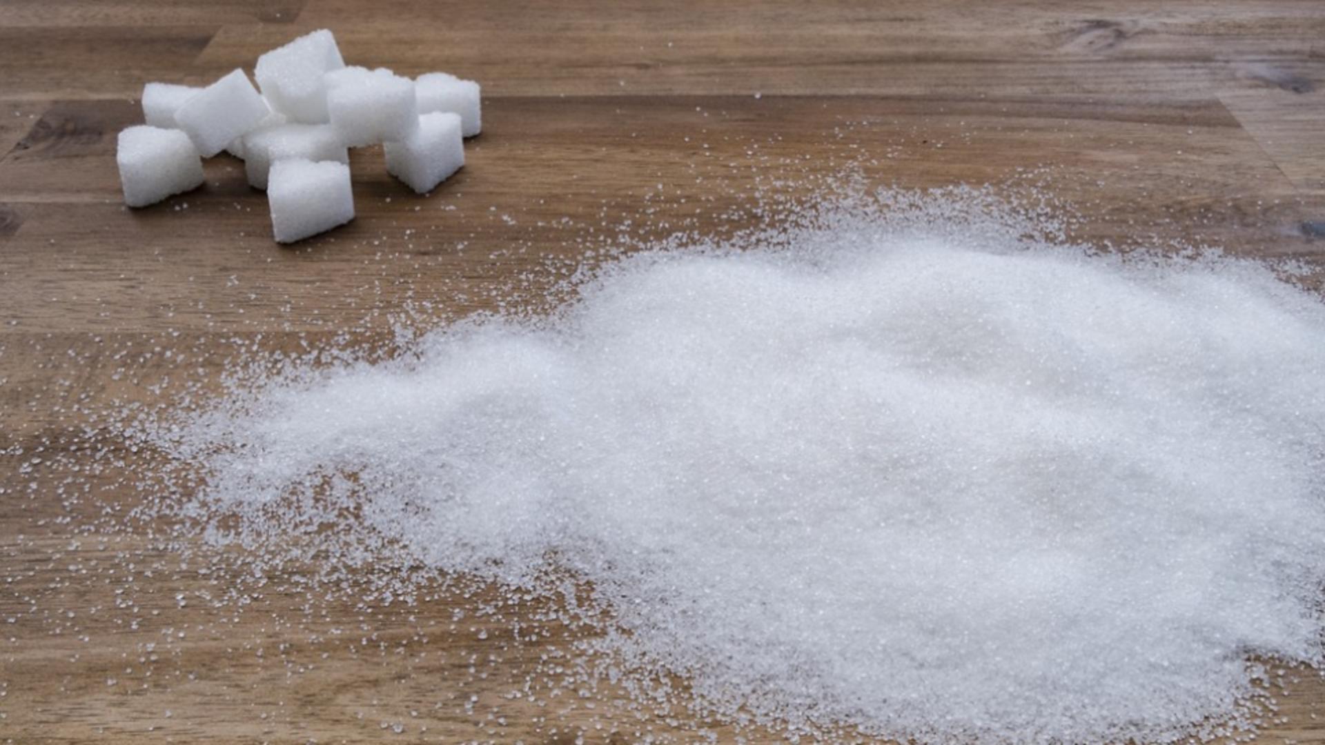 12 întrebuințări surprinzătoare ale zahărului în gospodărie. Știai că distruge bacteriile de pe răni și stopează mucegăirea brânzei?