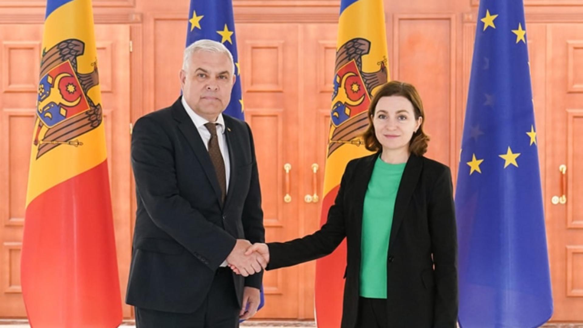 Ministrul Apărării Naționale, întâlnire CRUCIALĂ cu Maia Sandu, la Chișinău - Măsuri urgente în contextul războiului de la graniță