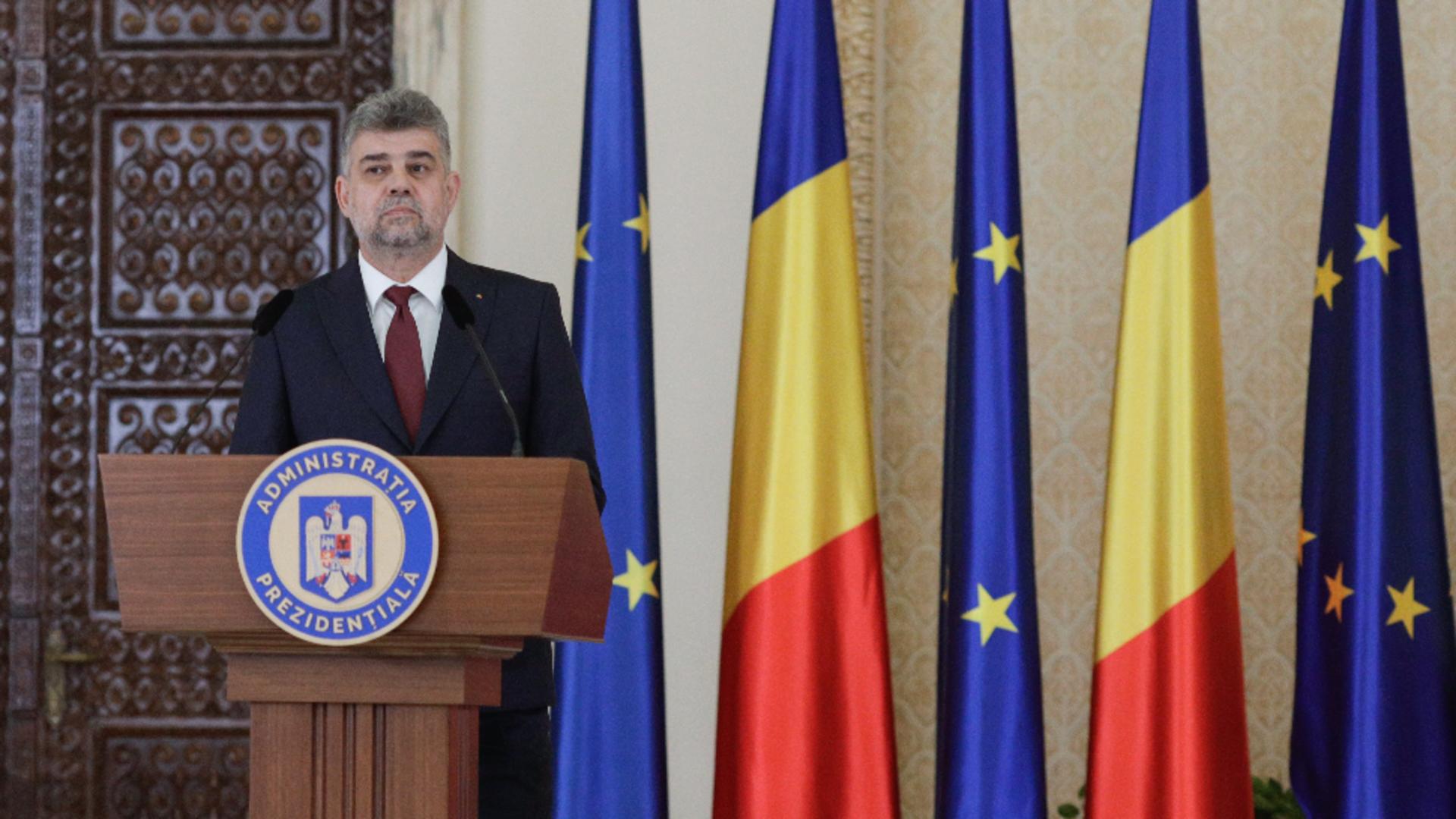 Ciolacu se întâlnește luni cu șeful BNR. Se caută soluții pentru a acoperi gaura URIAȘĂ la bugetul de stat