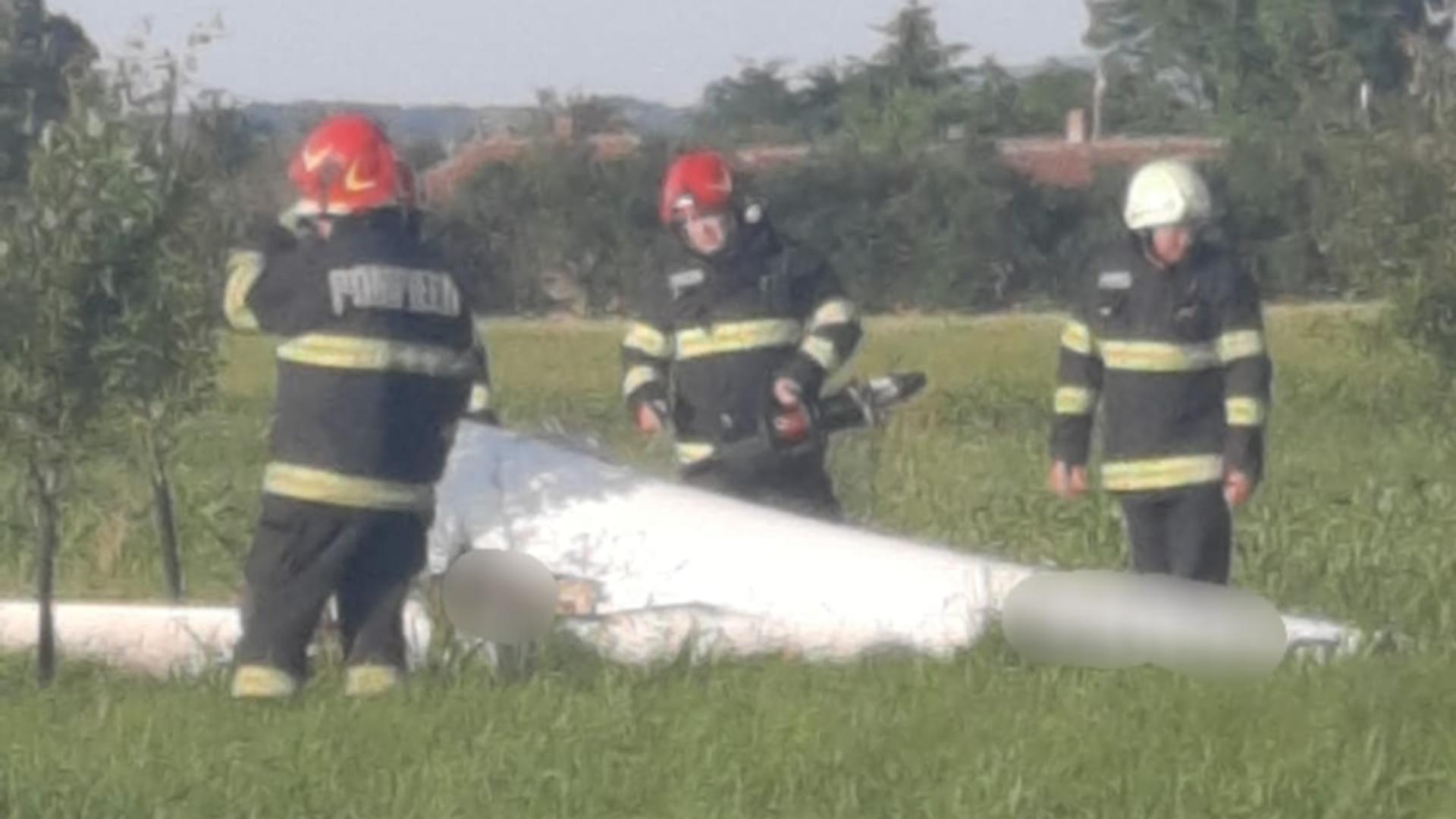 AERONAVĂ, prăbușită în apropierea unui aerodrom din Bihor. Pilotul a MURIT - Avea 40 de ani