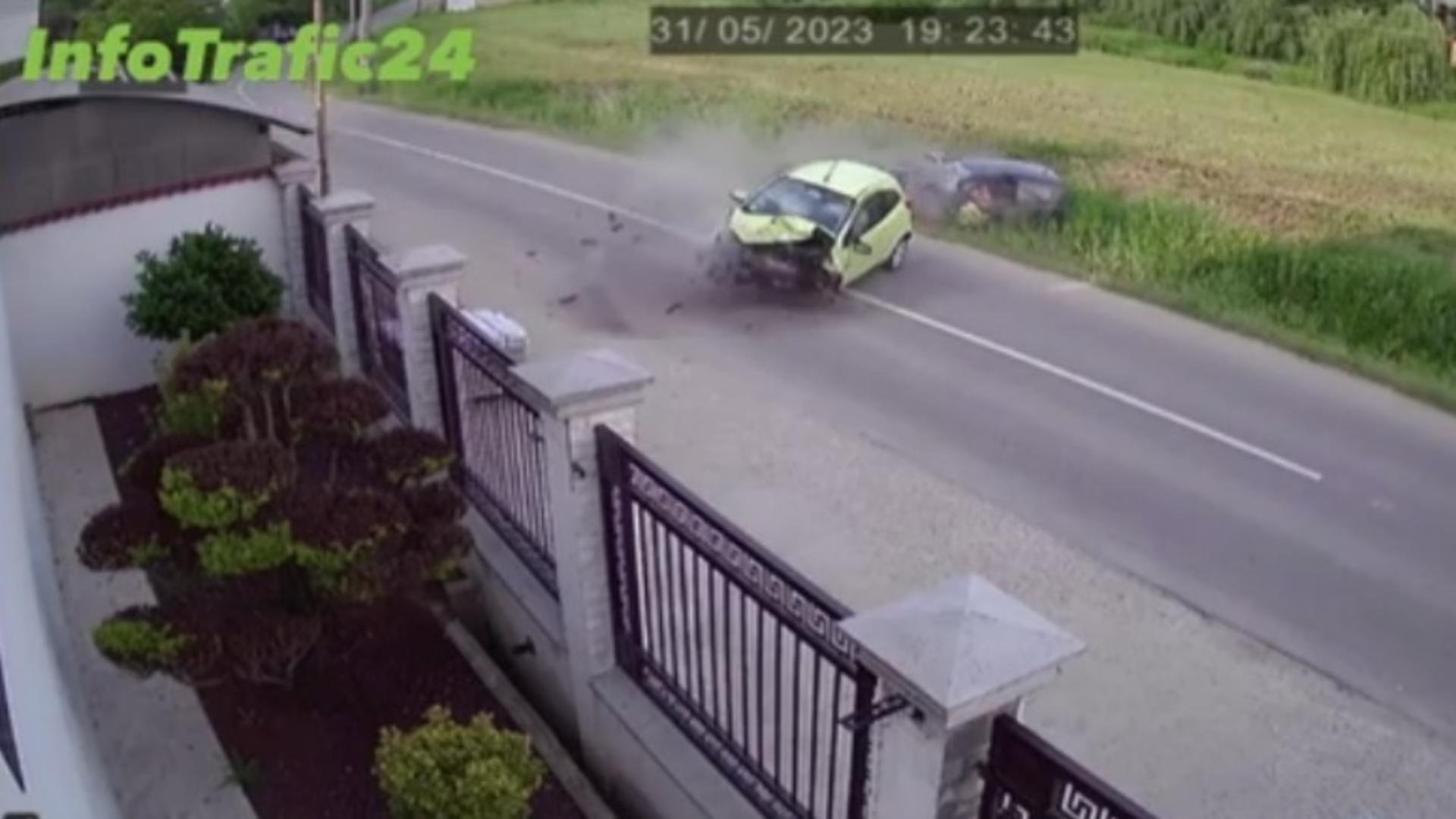 Impact devastator între două mașini, surprins de camerele de luat vederi din Oradea