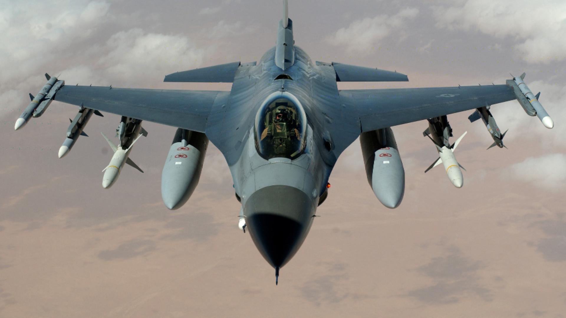 Avioane olandeze F-16 ajung în România pentru a fi la dispoziția Ucrainei – Când va avea loc operațiunea