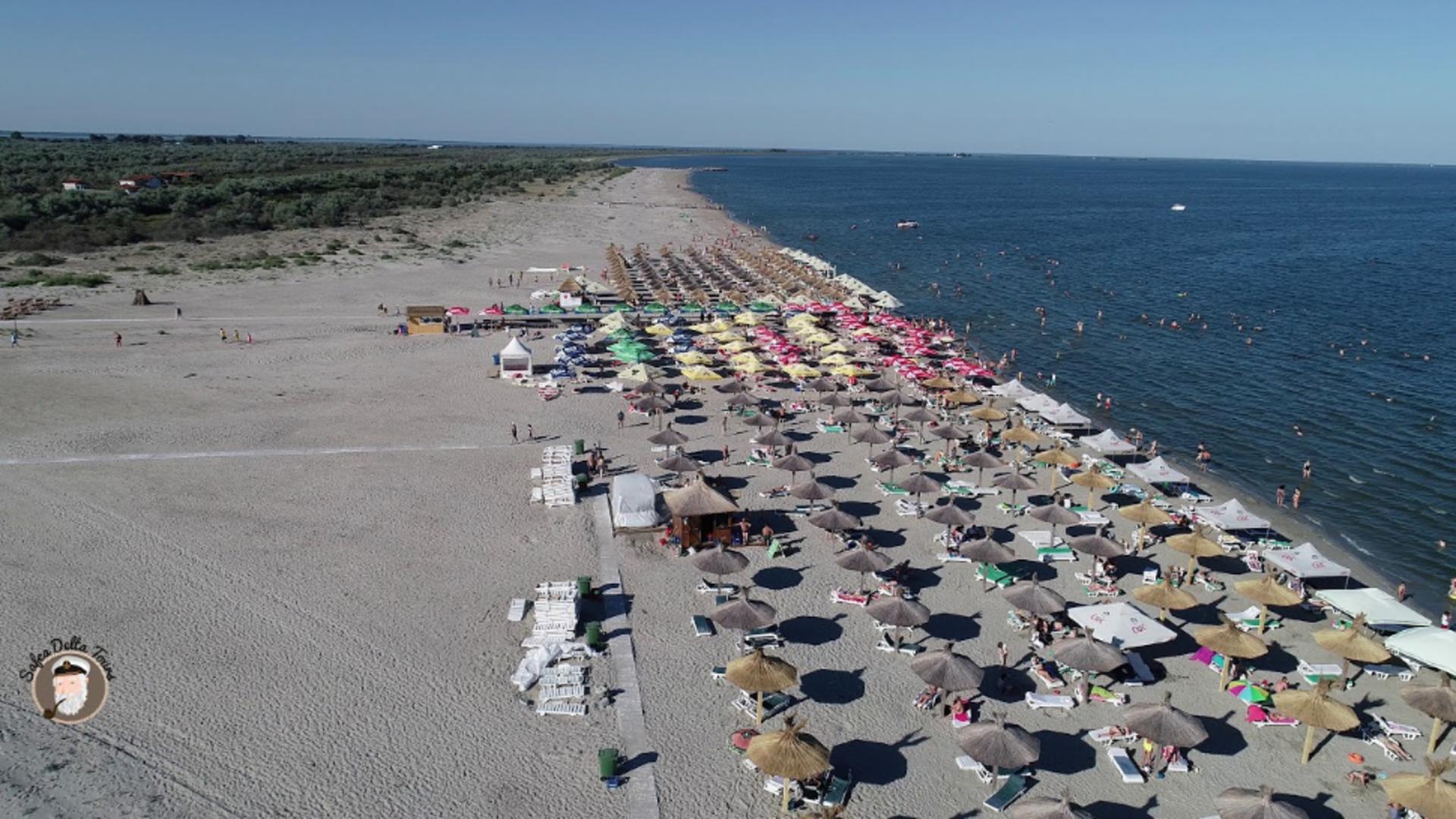 Care este PLAJA cu cel mai fin nisip din țară – Este considerată printre cele mai frumoase din Europa iar prețurile sunt foarte bune