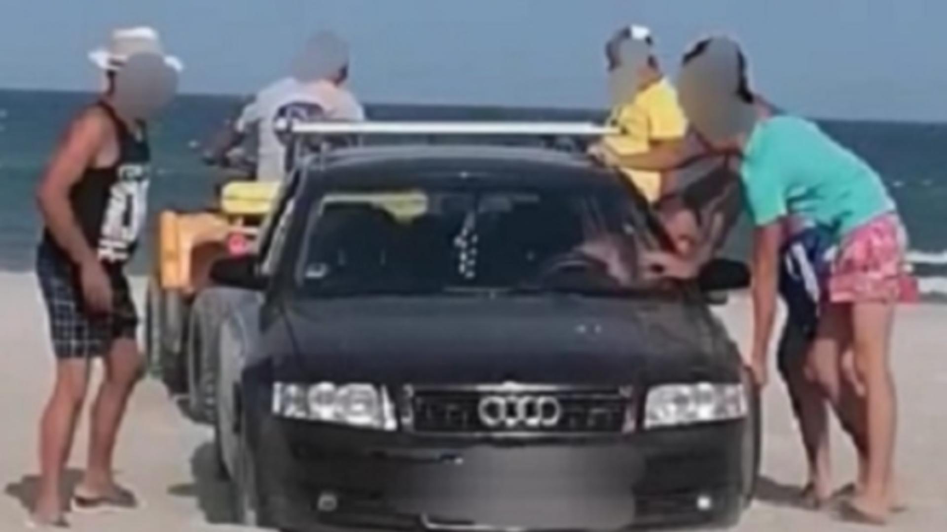 Un tânăr din Neamț a vrut să fie cool, dar a rămas cu mașina împotmolită în nisip, la malul mării – Amenda usturătoare aplicată de Poliție