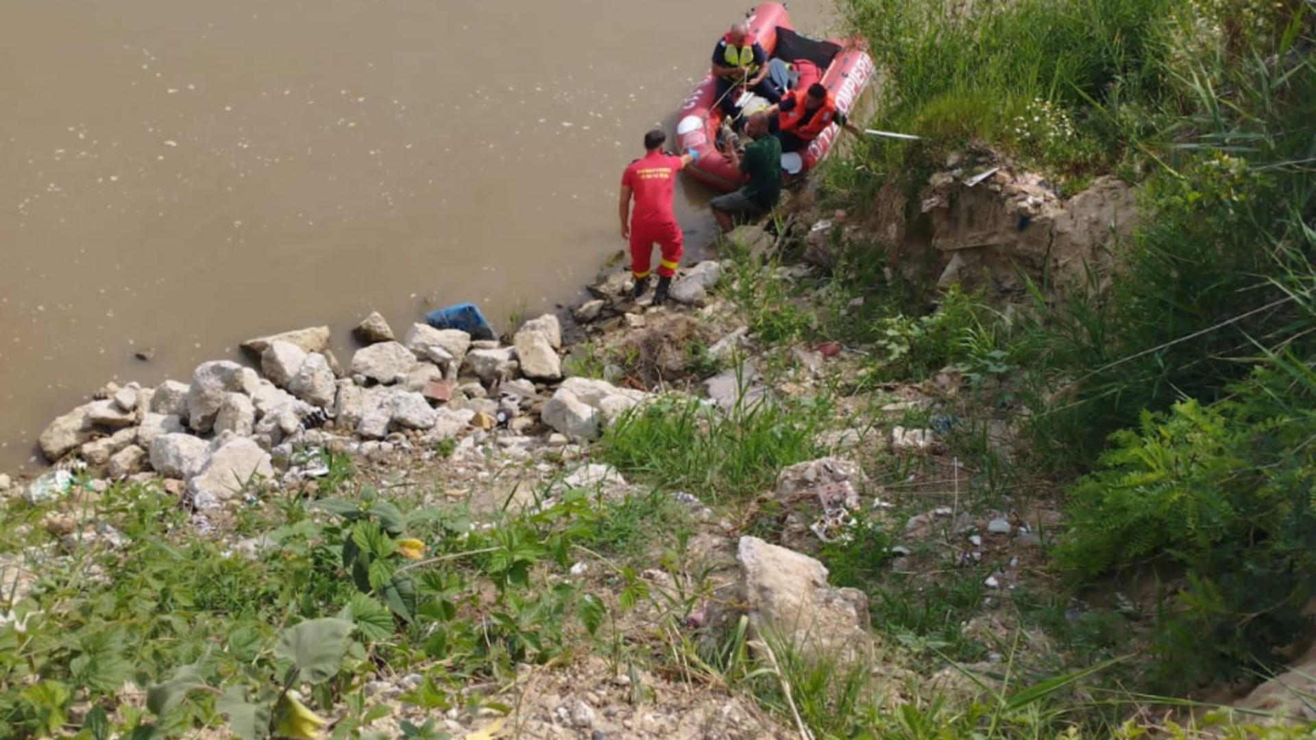 Căutări disperate pe râul Someș! Un reputat medic radiolog, dat dispărut după ce a plecat la pescuit și nu s-a mai întors acasă