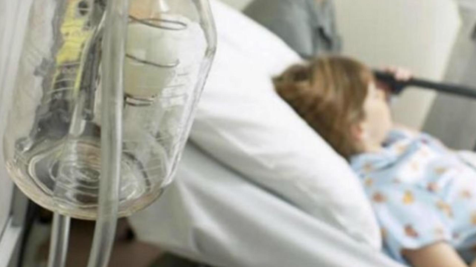 Urgență sanitară în Bistrița-Năsăud: 14 persoane, dintre care 10 copii, au ajuns la spital cu toxiinfecție alimentară