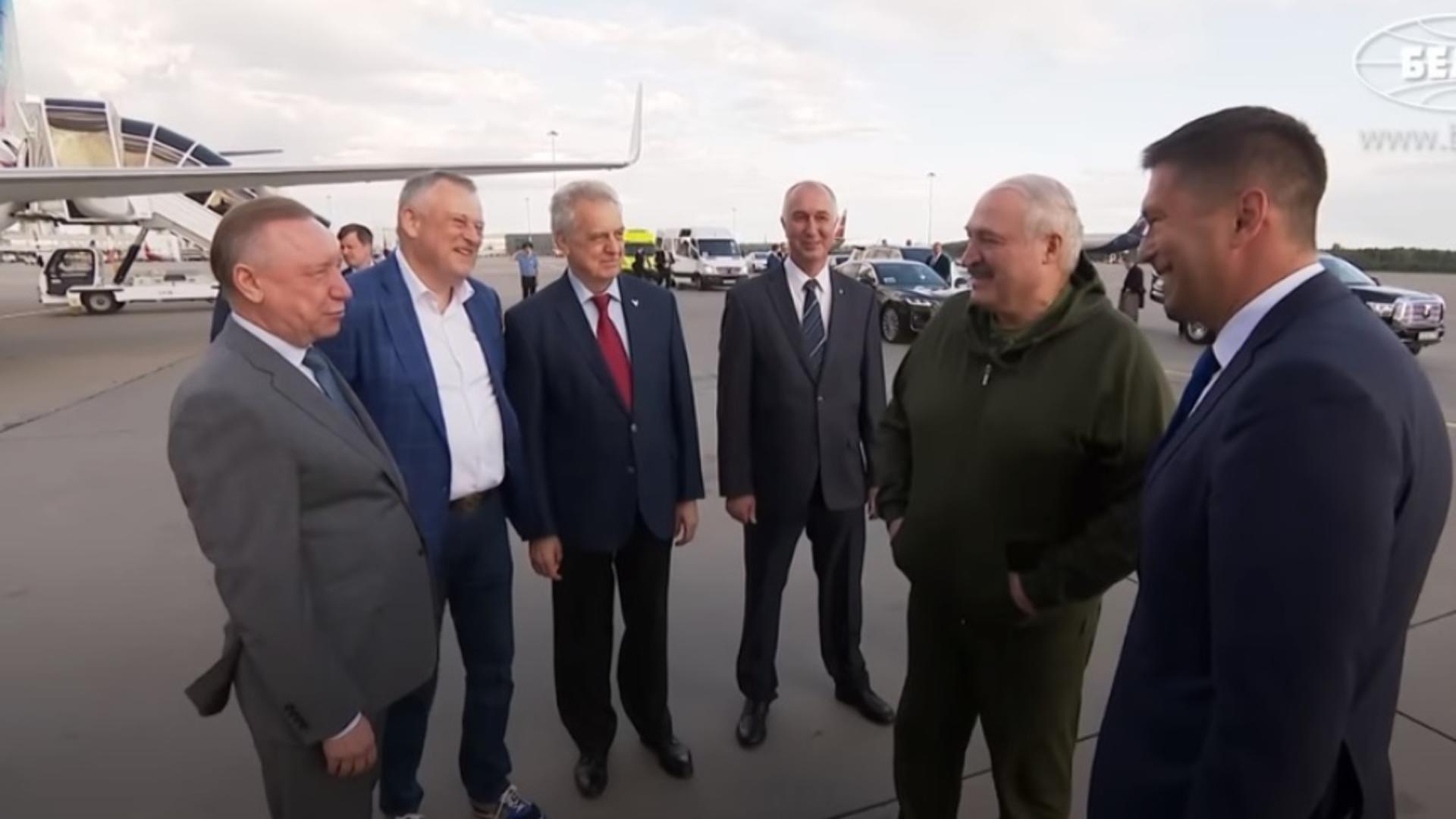 Lukasenko la aeroport