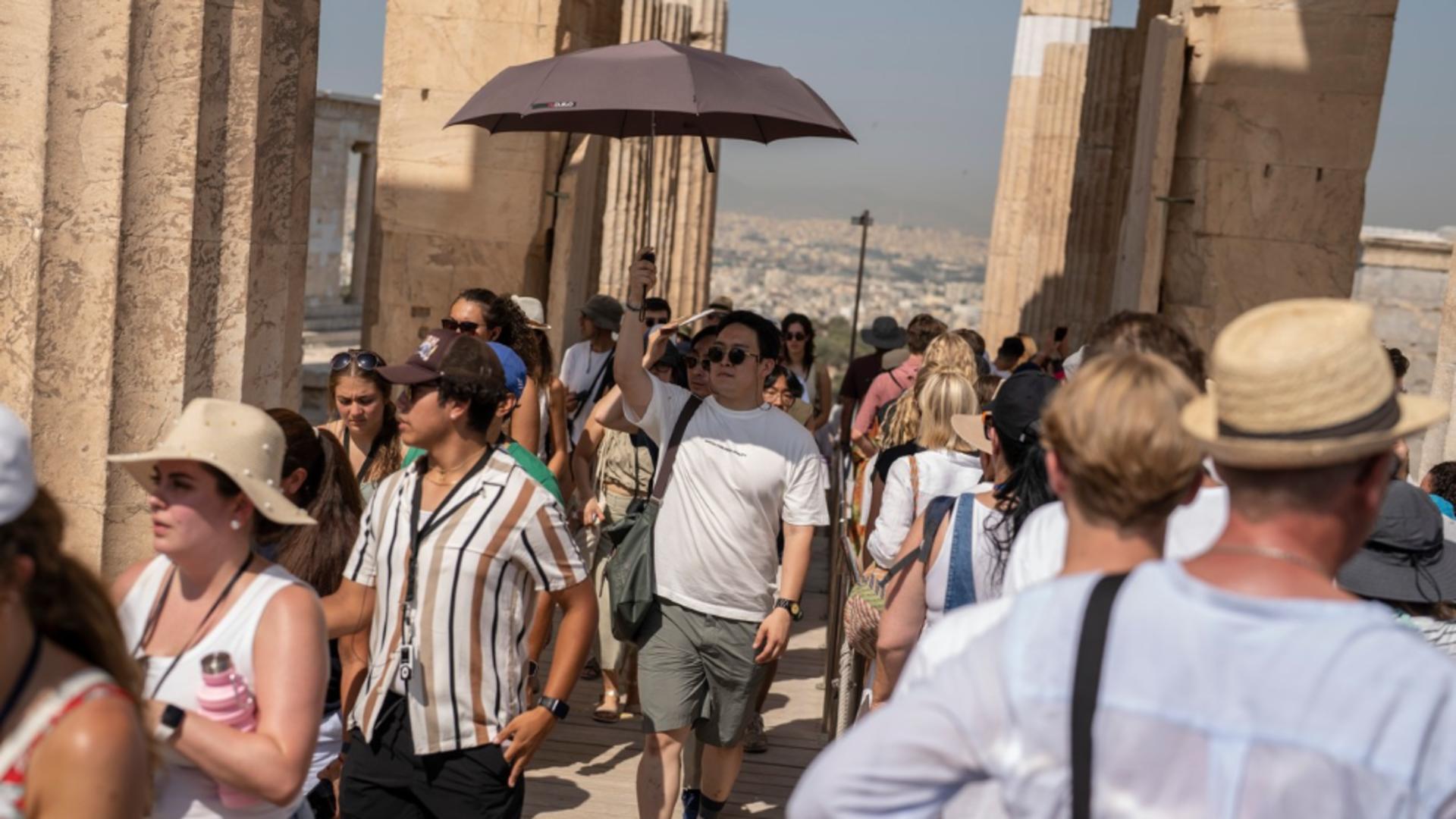 Acropola din Atena, închisă vineri la cele mai călduroase ore ale zilei. Măsura, posibilă și sâmbătă – Grecia, sufocată de caniculă