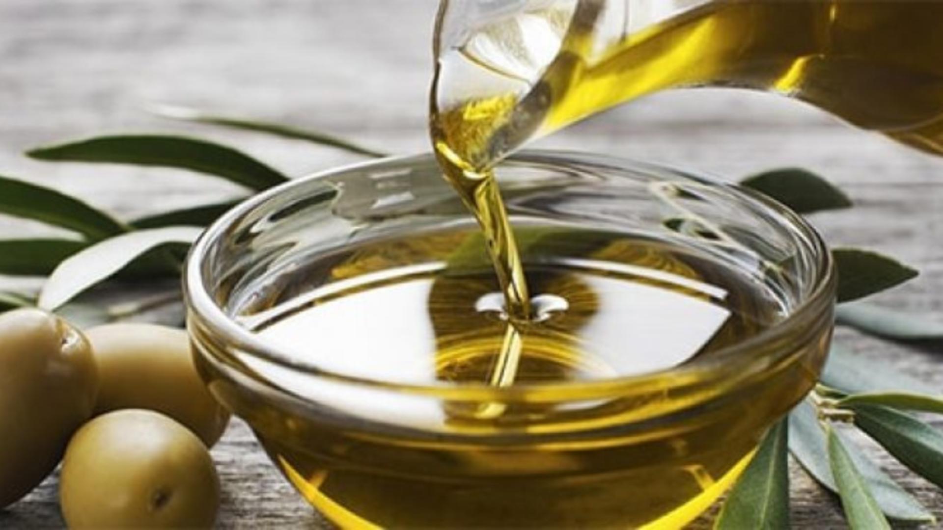Pericolul din uleiul de măsline – În timp ce toată lumea laudă calitățile sale, există și riscuri mai puțin cunoscute