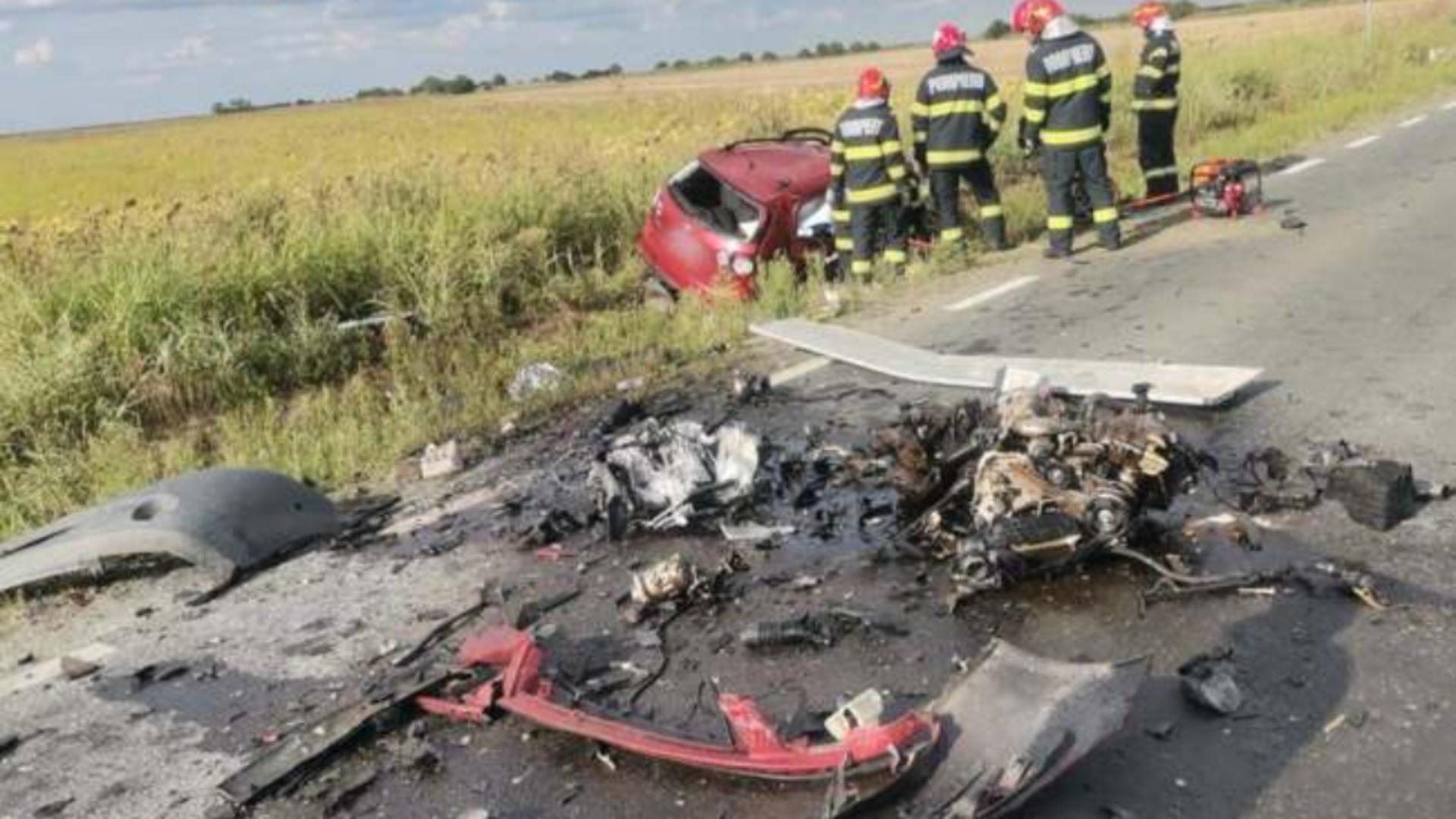 Accident teribil cu 8 victime: O camionetă și o mașină, ciocnire violentă pe Arad-Șiria - Bilanțul deceselor, în creștere: 3 morți