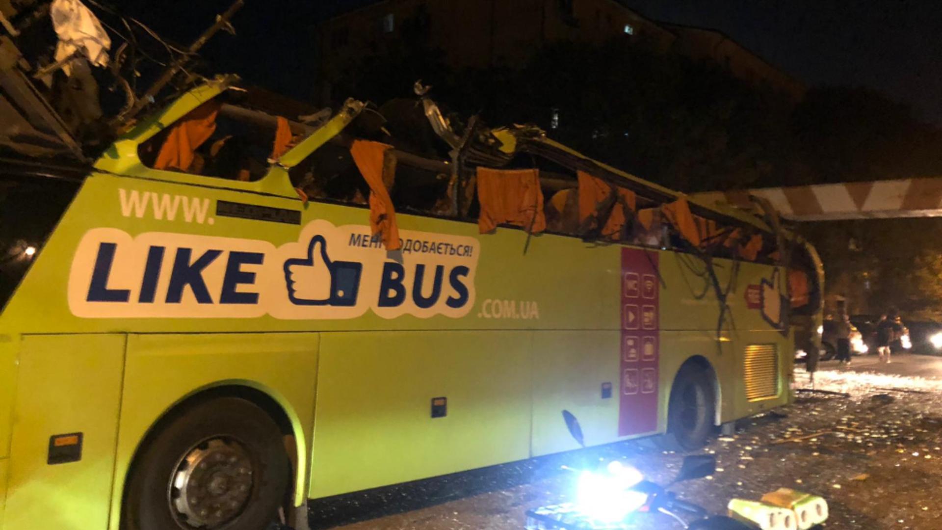 Accident grav în Năvodari: 15 VICTIME după ce un autocar cu 45 de ucraineni s-a lovit sub un pod - Mobilizare masivă