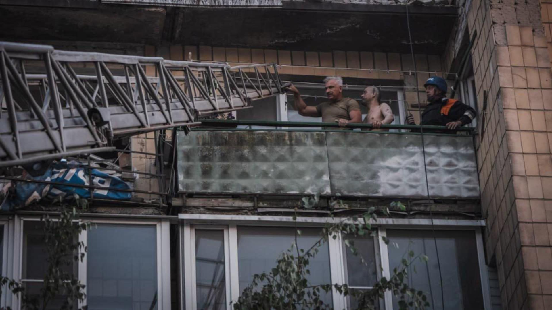 Blocuri de locuințe din orașul ucrainean Pokrovsk, lovite de rachete rusești/ Foto: Twitter Nexta