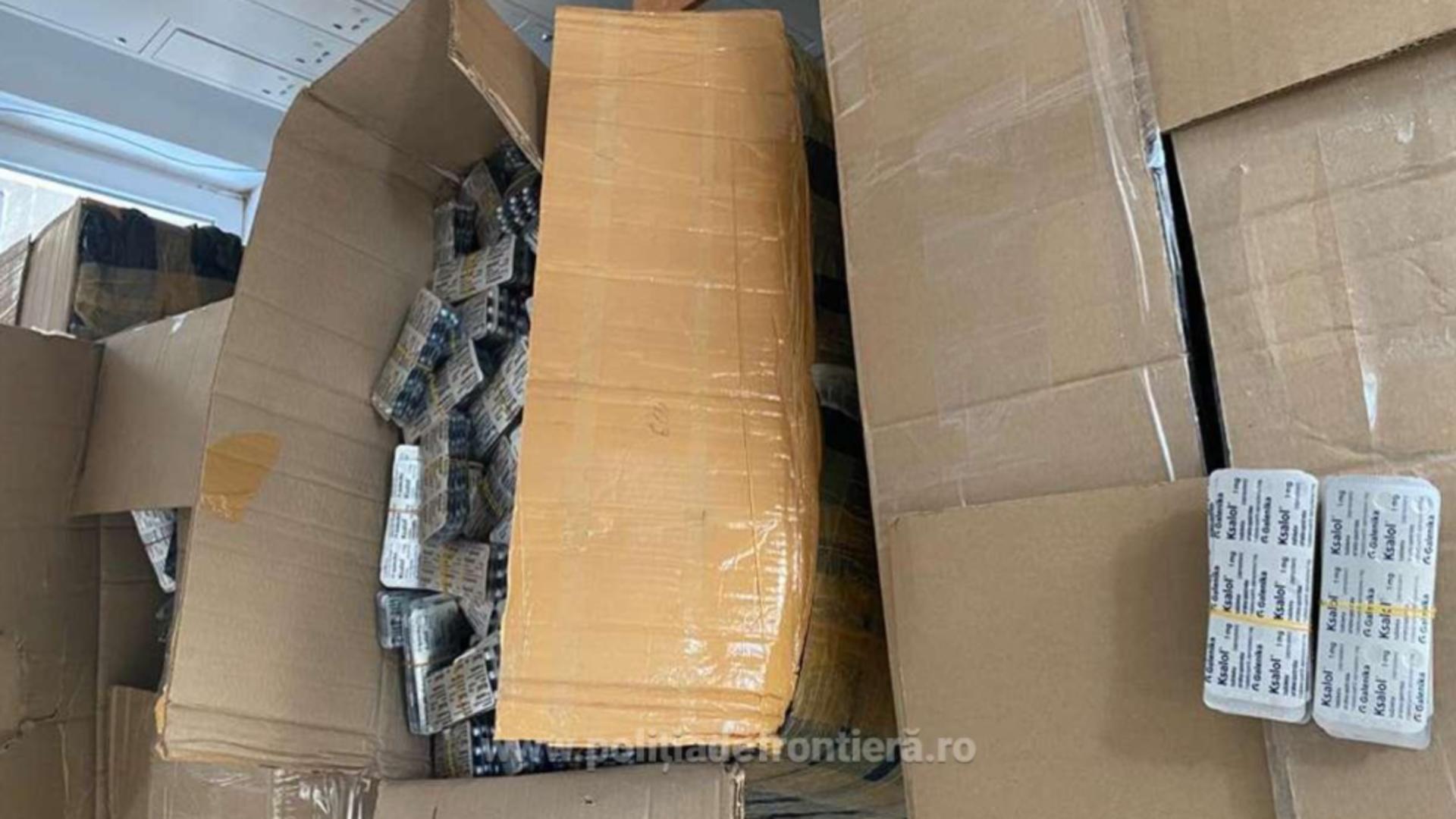 Captură record de droguri, la Vama Bechet: Comprimate de peste 3 milioane de euro, ascunse într-un camion cu seminţe de floarea-soarelui