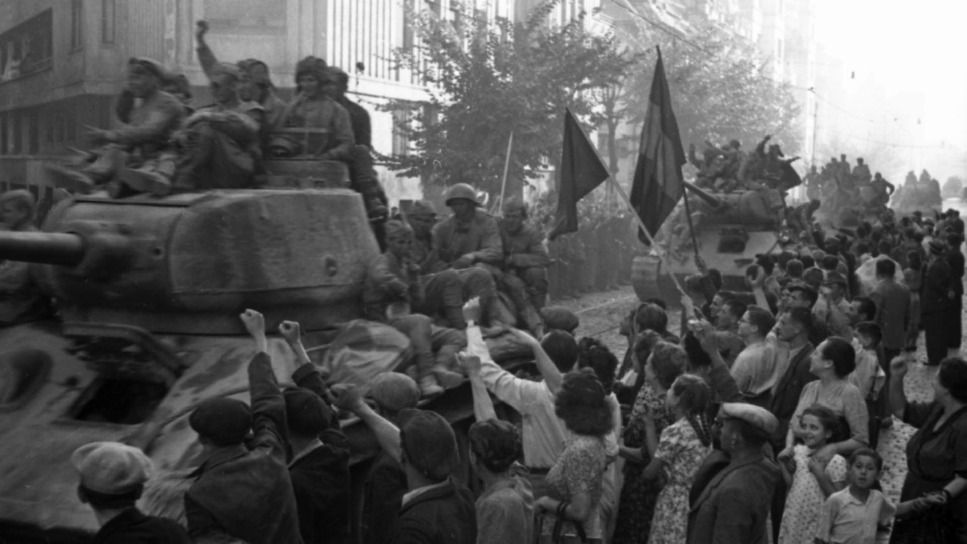 31 august 1944. A început cursul intensiv de limba rusă și comunism. “Profesorii” au intrat cu tancurile in București