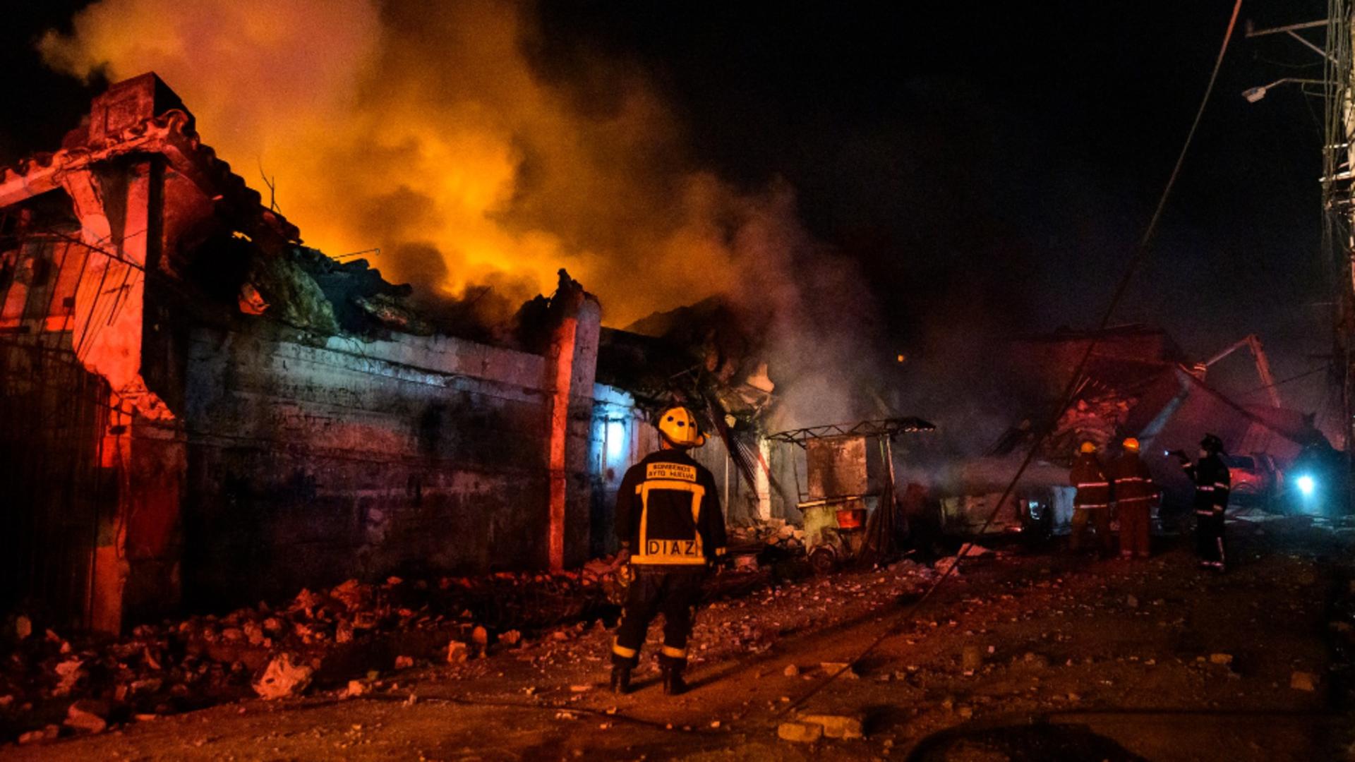 Explozie urmată de incendiu violent, într-o zonă comercială din Republica Dominicană: cel puțin 11 morți, zeci de răniți. Cauza, necunoscută
