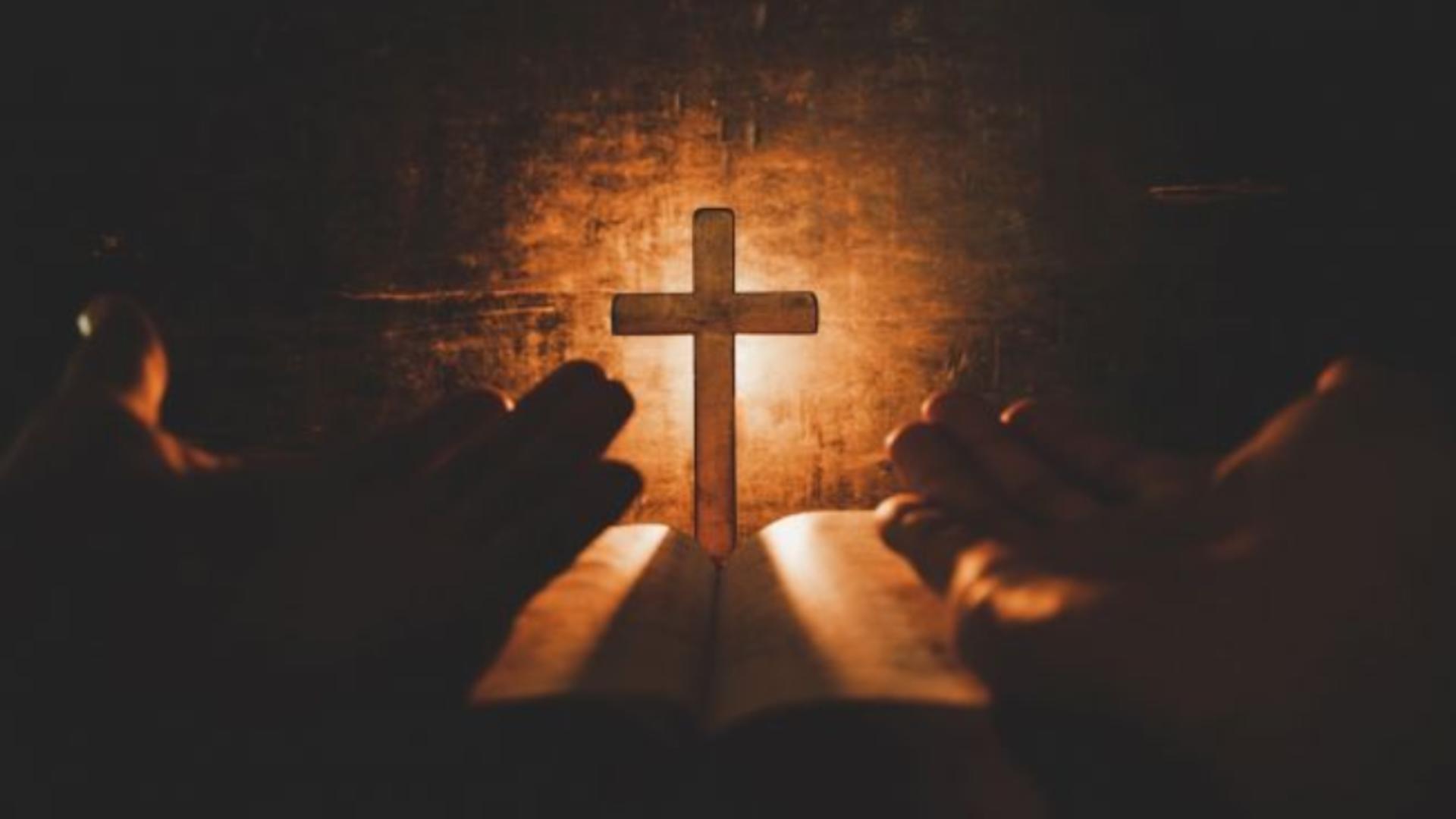 Înălțarea Sfintei Cruci – 14 septembrie. Ce rugăciune este bine să rostești astăzi – Aduce noroc și fericire