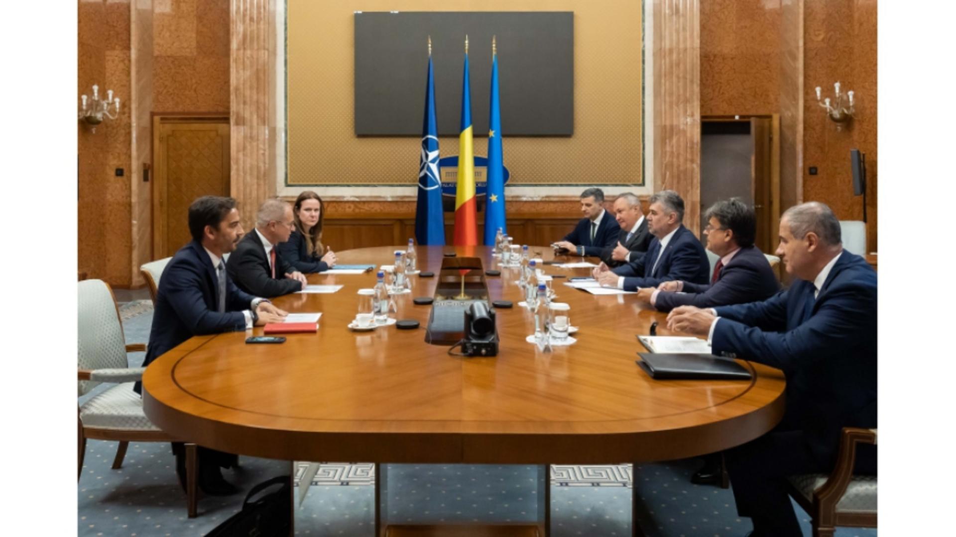 Întâlnirea premierului Marcel Ciolacu cu o delegație a OMV Petrom/Foto/Guvern