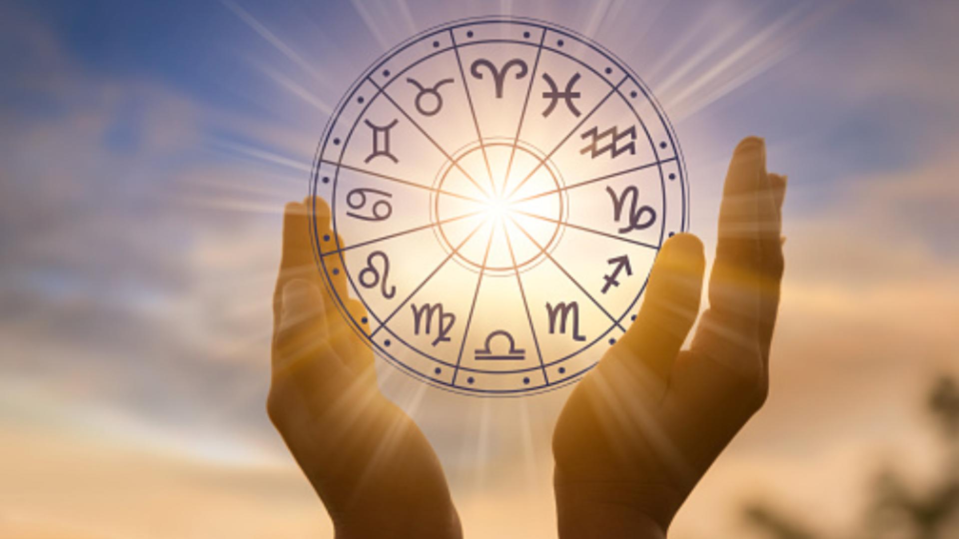 Horoscop Weekend 16-17 septembrie 2023. Astrele ne dau șansa unor noi începuturi. Ce trebuie să schimbăm în viața noastră?