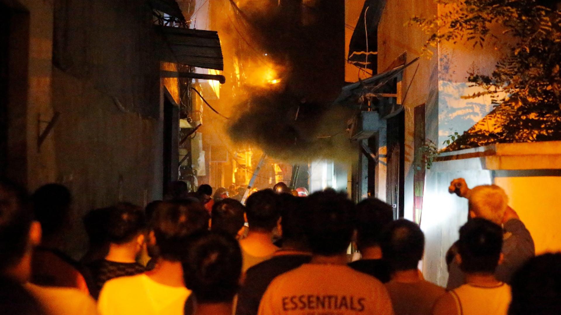 Incendiu devastator, într-un bloc din Hanoi, Vietnam / Foto: Profi Media