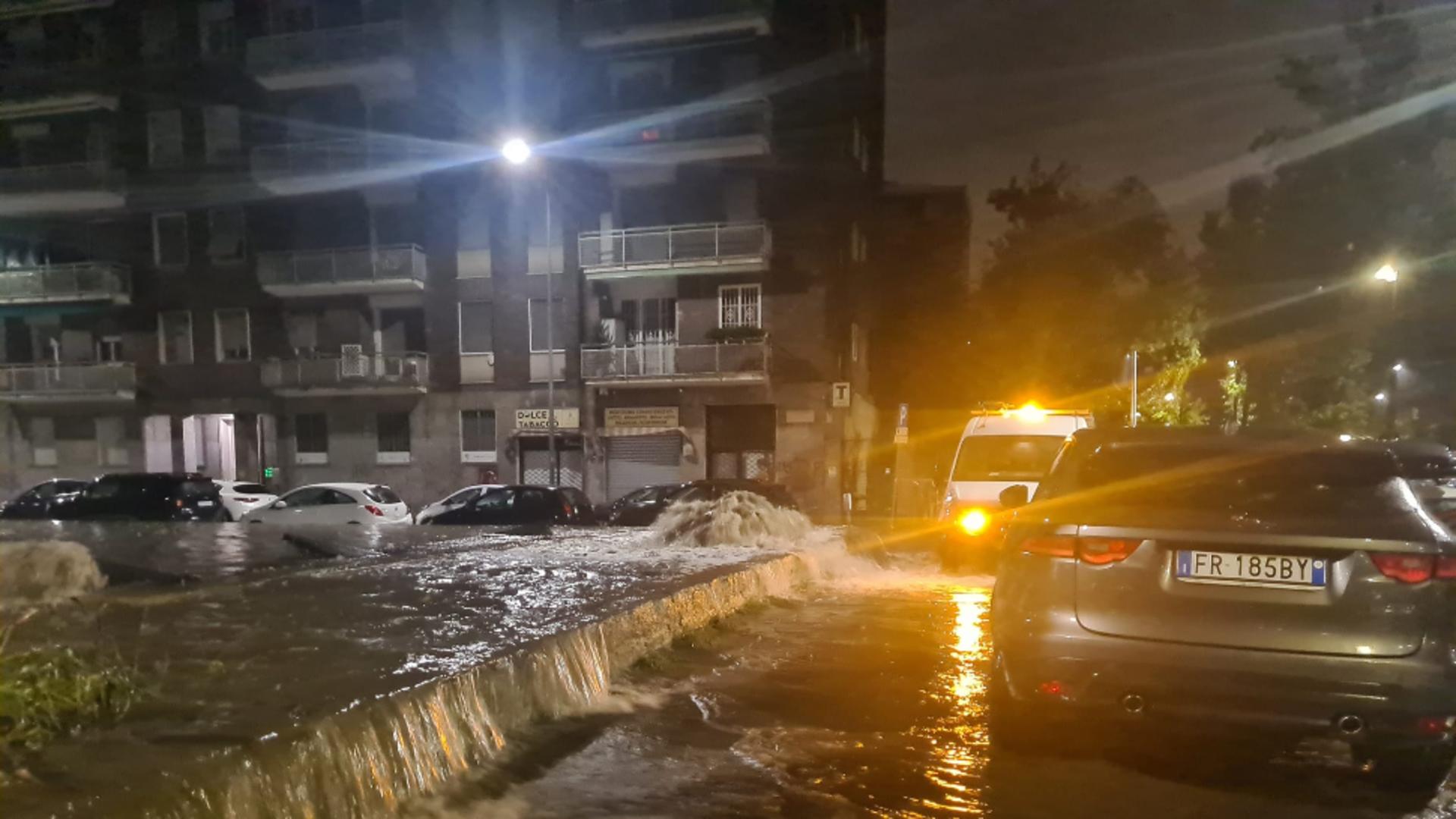 Inundațiile fac prăpăd în Italia! Orașul Milano, puternic afectat - Mai multe școli din țară au fost închise 